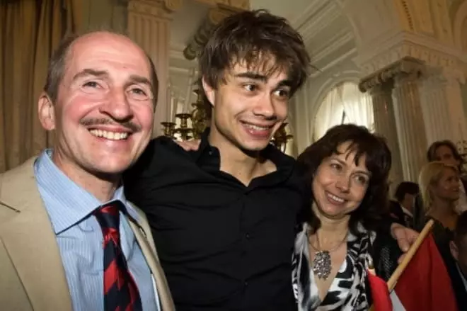 Alexander Rybak com os pais