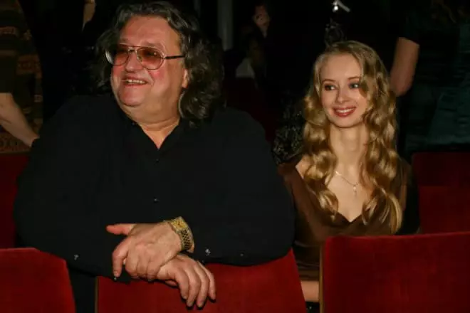 Alexander Gradsky cu tânăra soție a lui Marina Kotashenko