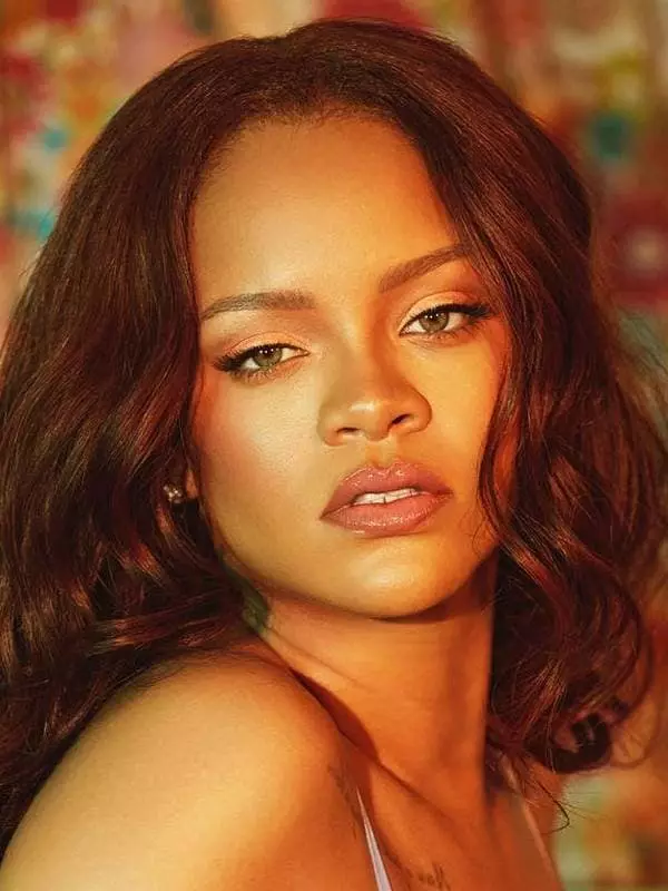 Rihanna - Foto, Biografie, persönliches Leben, Nachrichten, Songs, Filme 2021