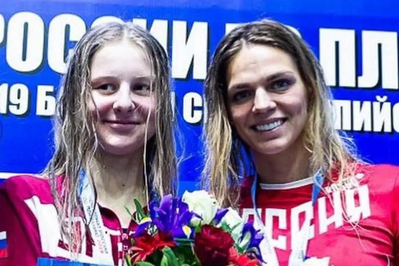 Evgenia Chikunova and Yulia Efimova