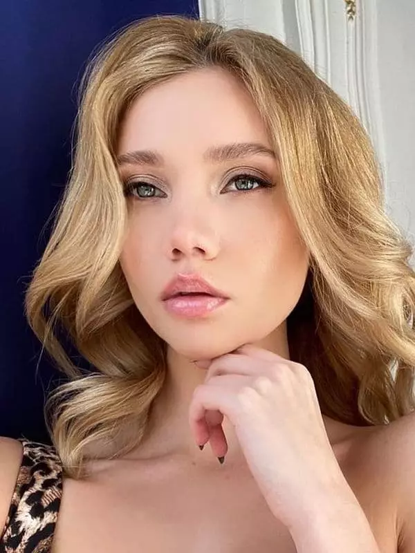 Kristina Romanova - 전기, 개인 생활, 사진, 뉴스, "Bachelor", "Instagram", 에스코트, 티미타, 2021 년