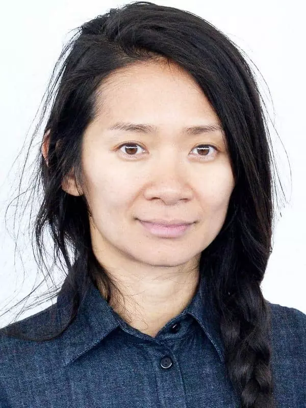 Chloe Zhao - Biografi, Personlig Liv, Foto, Nyheter, "Evig", "Jord av Nomads", Filmer, Regissør 2021