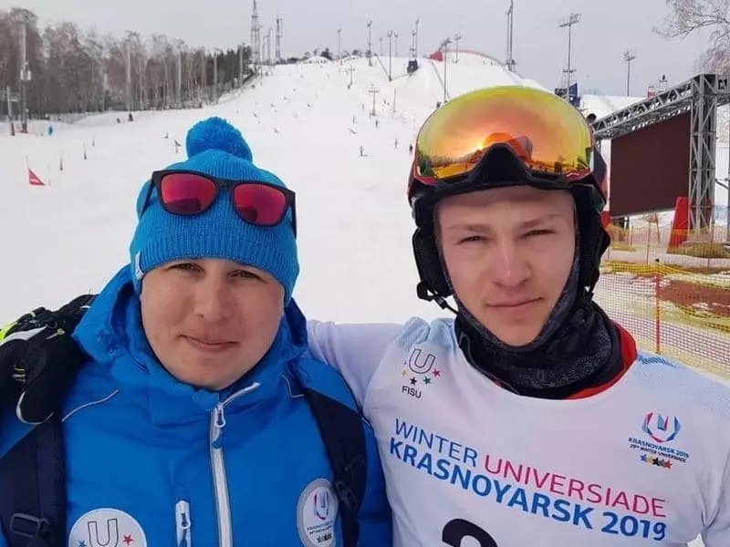 Dmitrijs Loginovs un viņa treneris Aleksejs Vorigigins