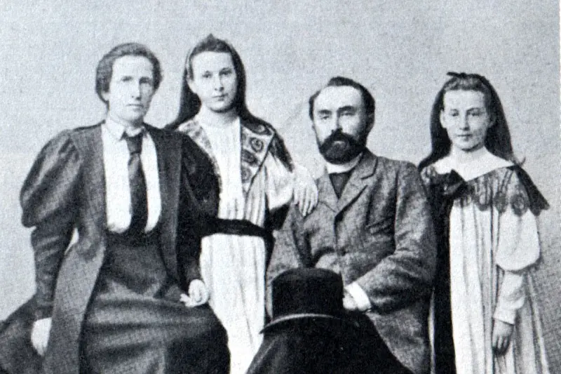 Georgy Plekhanov und seine Frau und Kinder