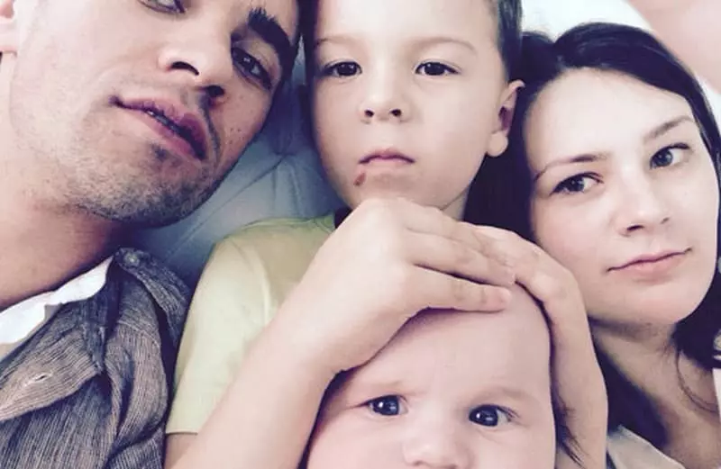 Vadim Dorofeev with his wife and children