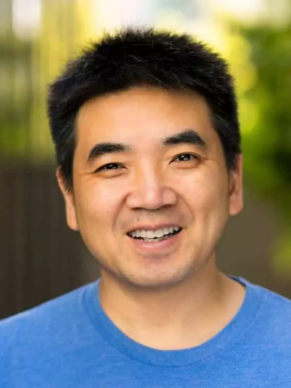Eric Yuan - Biogrāfija, personīgā dzīve, foto, Ziņas, tālummaiņas dibinātājs Video Communications 2021