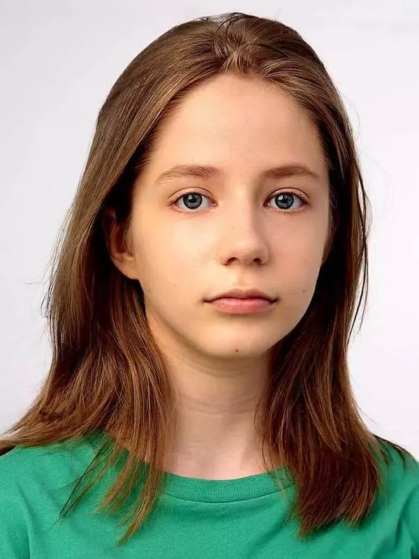 Ulyana Kulikova - תמונה, ביוגרפיה, חיים אישיים, חדשות, שחקנית 2021