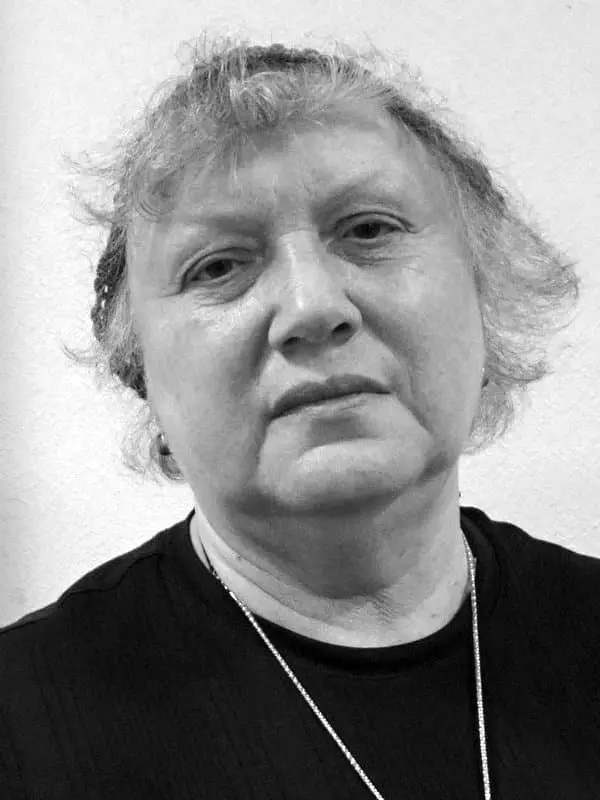 Lyudmila vyazmitinova - biografia, bizitza pertsonala, argazkia, heriotza, poema, poeta, Mosku, literatur kritikaren 2021