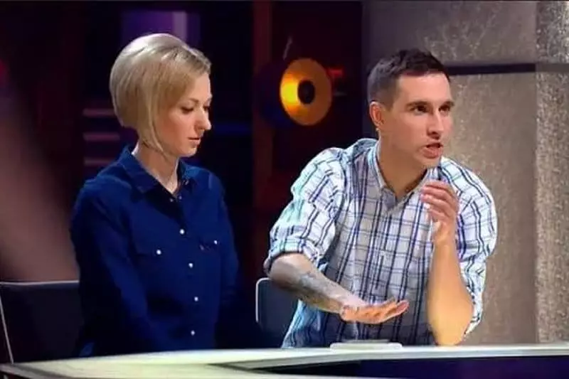 Alexey Smirnov e sua moglie Olga (una cornice dello spettacolo "Dov'è la logica?")