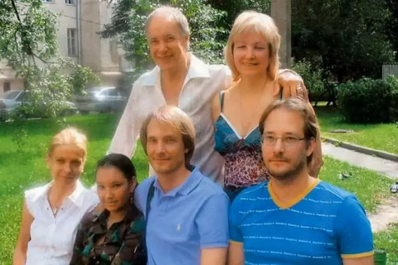 Yaroslav Conquin su šeima