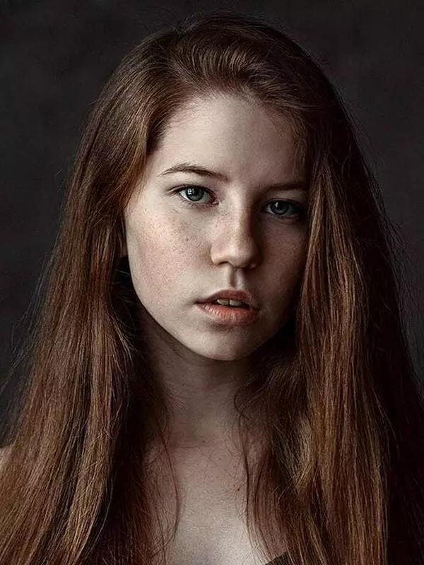 Anna Peshebnay - foto, biografio, persona vivo, novaĵoj, aktorino 2021