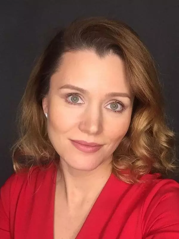 Yulia Nazarenko-Moody - Litrato, Biograpiya, Personal nga Kinabuhi, Balita, aktres 2021