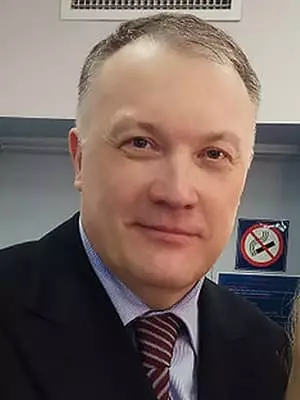 Alexander Merkulov - zdjęcie, biografia, życie osobiste, wiadomości, mąż Tatiana Ovsienko 2021