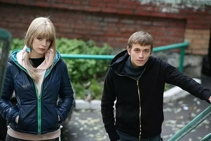 Andrey Shipanov og Anna Star'shenbaum (en ramme fra serien "sier Leo")