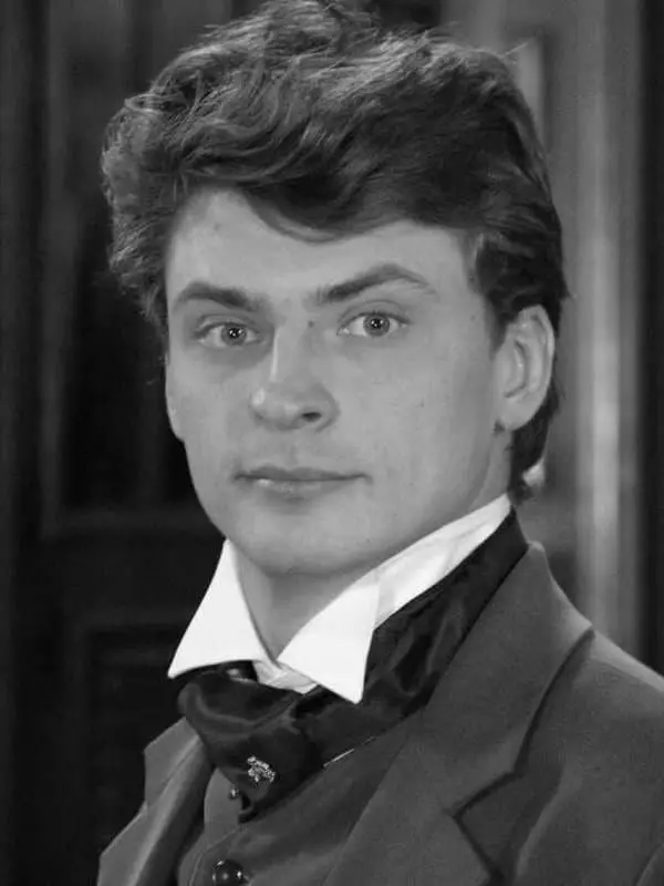 Dmitry Zhulin - Foto, Biografie, persönliches Leben, Nachrichten, Schauspieler