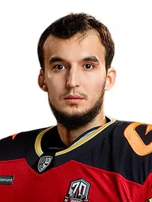Emil Garipov - Photo, Biography, News, Personal Life, Hockey player 2021