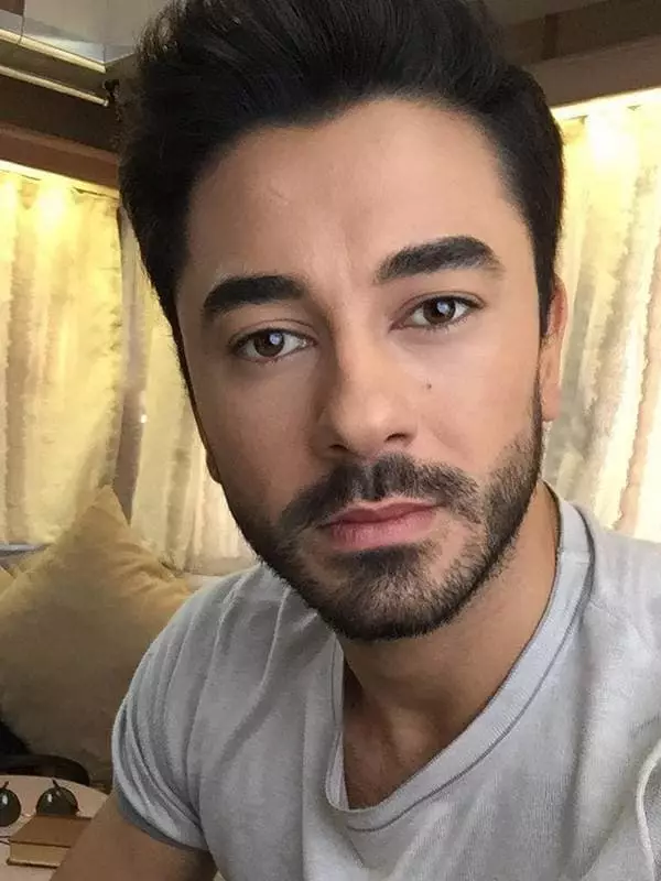 Gökhan Alcan - Hoto, tarihin rayuwa, rayuwar mutum, labarai, Turkish actor 2021