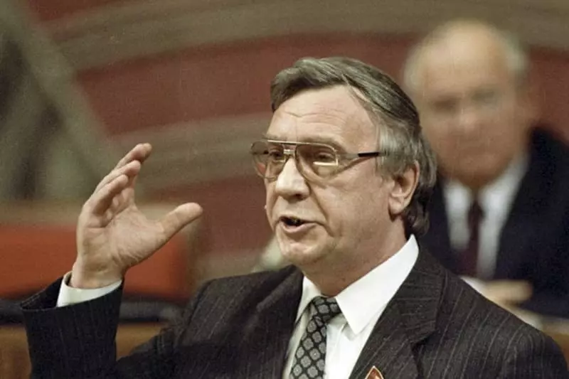 Viceprezident SSSR Gennady Yanyev