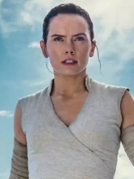 Rey Skywalker (բնույթ) - Լուսանկարներ, «Աստղային պատերազմներ», դերասանուհի, Daisy Ridley, ովքեր ծնողներ