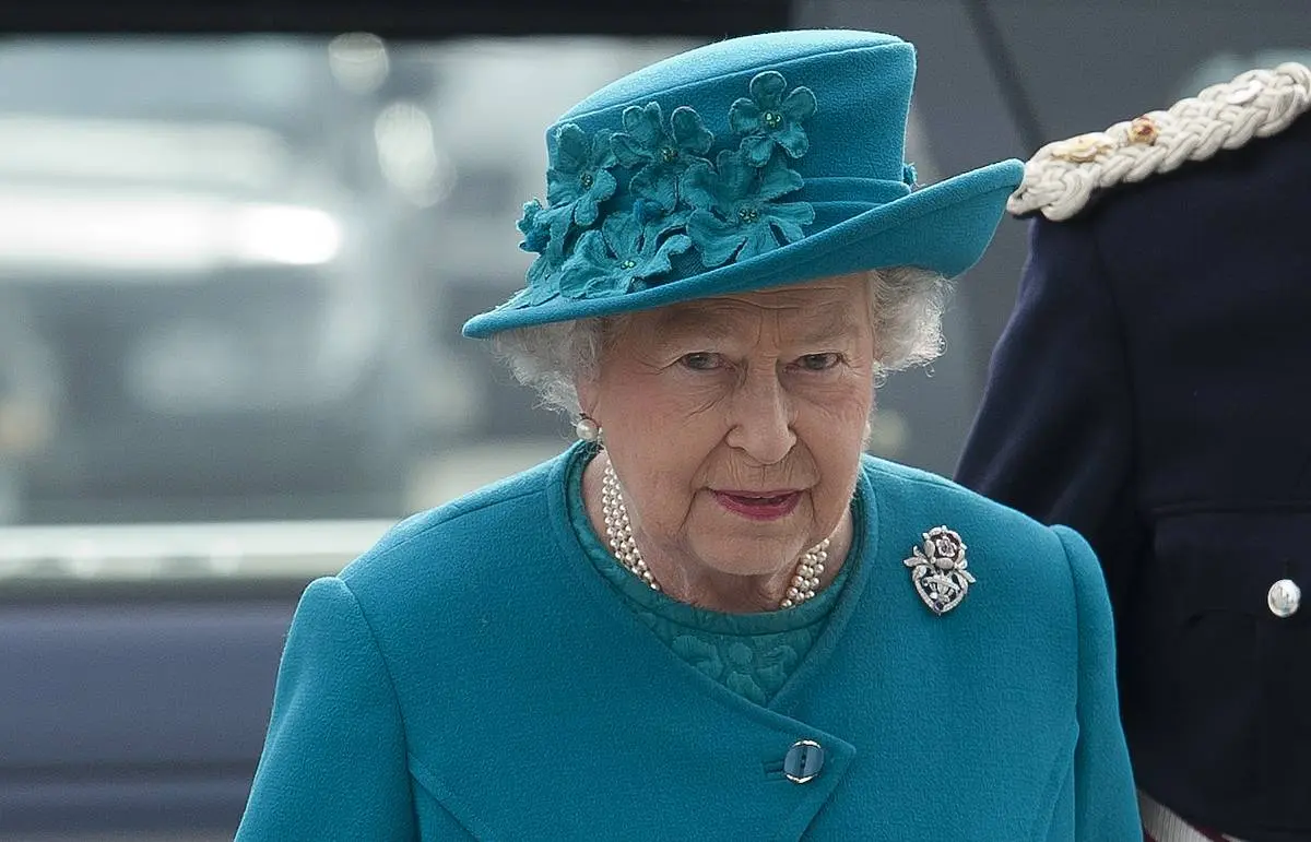 Elizabeth II - Prince Philip, Phobia, Corgi, Toyu haqqında maraqlı faktlar