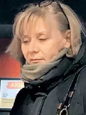 Asya Vorobyeva - grianghraf, beathaisnéis, saol pearsanta, nuacht, bean chéile Mikhail Efremova 2021