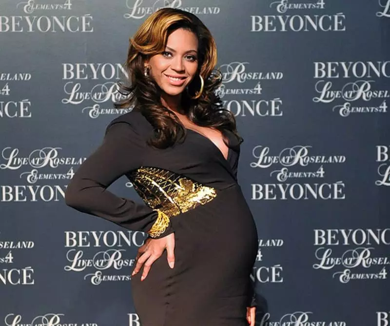 Beyoncé wärend der Schwangerschaft, 2011