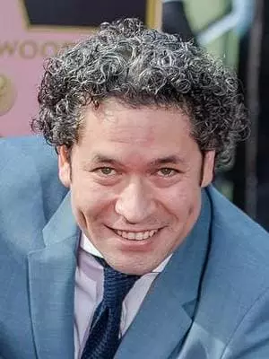 Gustavo dudamel - foto, biogrāfija, personīgā dzīve, jaunumi, diriģents 2021