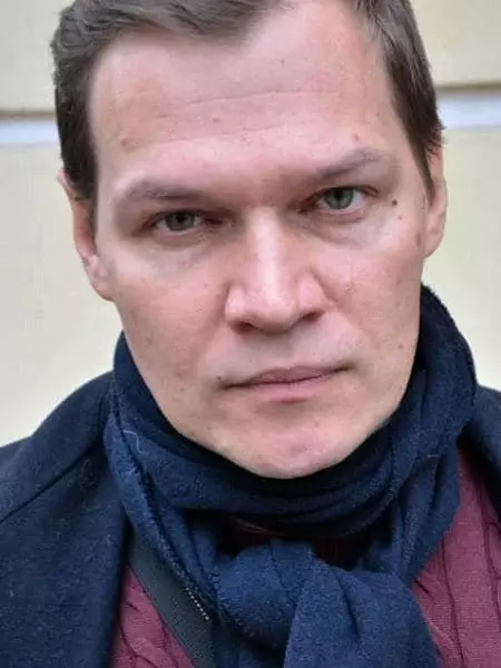 Dmitry Sutin - zdjęcie, biografia, życie osobiste, wiadomości, aktor 2021