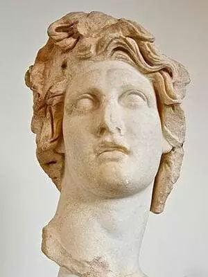 Helios (خدا) - تصویر، سورج کے خدا، ایک رتھ، Avgy، بیٹا، مجسمے پر