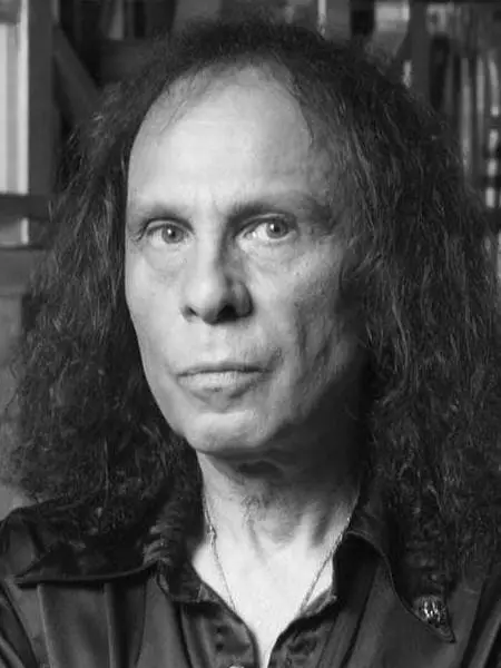Ronnie Dio - Foto, biografy, persoanlik libben, oarsaak fan dea, ferskes