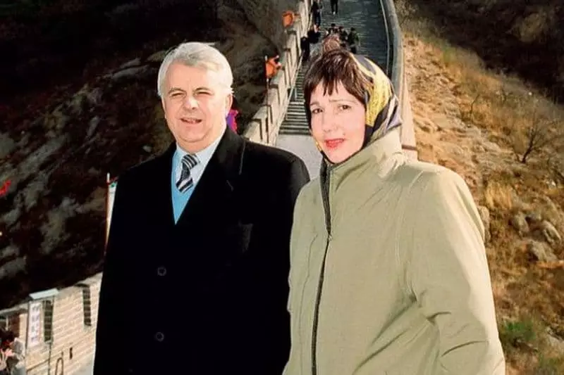 ليونيد كرافتشوك وزوجة أنتونين
