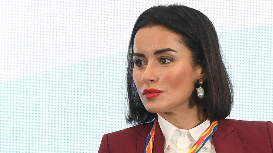 Tina Kandelaki: Biyografi, Kişisel Yaşam, 2020, Koca, "Smartest", Çocuklar, Maç TV