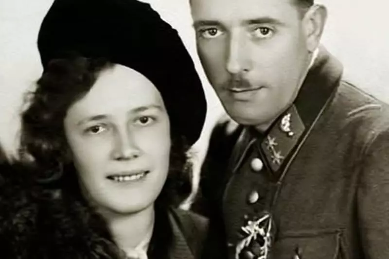 Aurelia schwarzenegger與她的丈夫青年