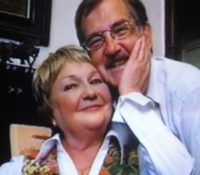 Lyudmila Maznikova dan suaminya Oleg Belinsky