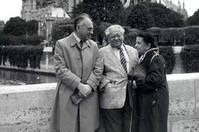 Avocatul Boris Zolotukhin, Konstantin Simis și Dina Kaminskaya