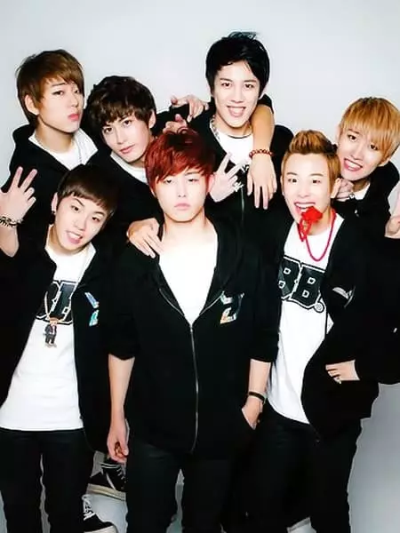 Block B - Foto, Sejarah Penciptaan dan Komposisi, Berita, Lagu 2021