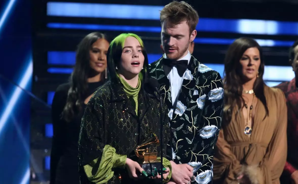 Grammy 2020 Ödülü: Adayları, Kazananlar, En İyi Şarkı, Sunum