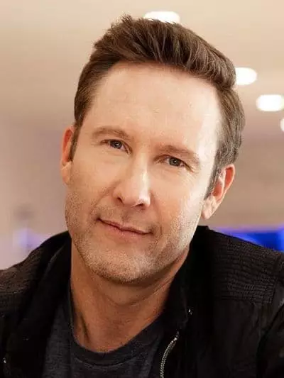 Michael Rosenbaum - Foto, Biografi, Skuespiller, Personligt liv, Film, Nyheder 2021