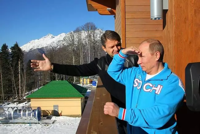 10 Fakta tentang Latar Belakang Vladimir Putin - 4