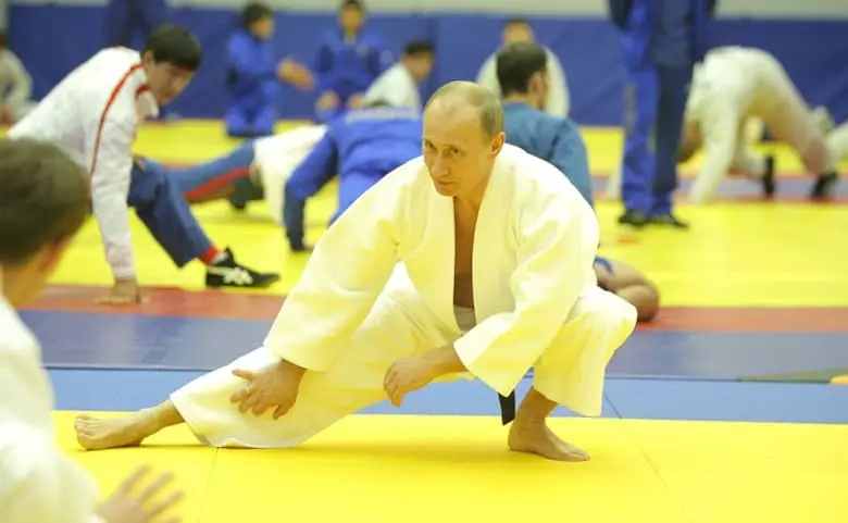 10 fakte rreth Vladimir Putin - 0 sfond